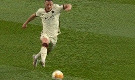 Leyu Sports-【欧联】B费+卡瓦尼均2射2传 曼联被反超后6比2罗马