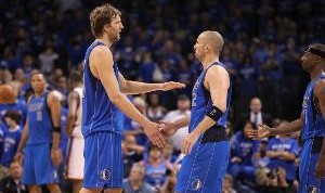 卡莱尔：在NBA还是每回合都教练喊战术的年代 我就完全放权给基德