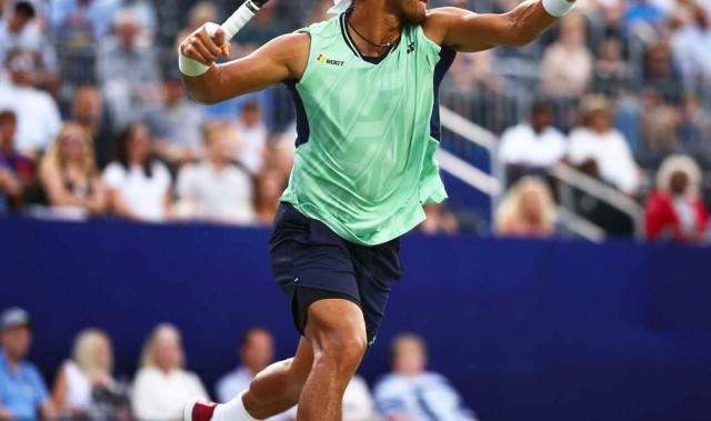 乐鱼娱乐在线登录入口-网球ATP温斯顿-塞勒姆站：布云朝克特未能逆转，1-2止步八强